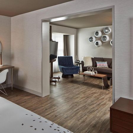 The Del Monte Lodge Renaissance Rochester Hotel & Spa Exterior foto